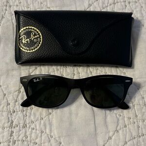 Ray Ban Wayfarer LITEFORCE - Polarized - RB 4207 - 601 - S/9A 52[]17 3P